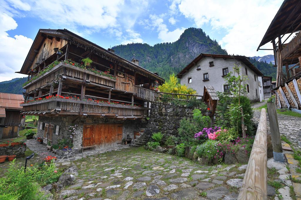 Alpenhotel La Montanara Рокка-Пьеторе Экстерьер фото