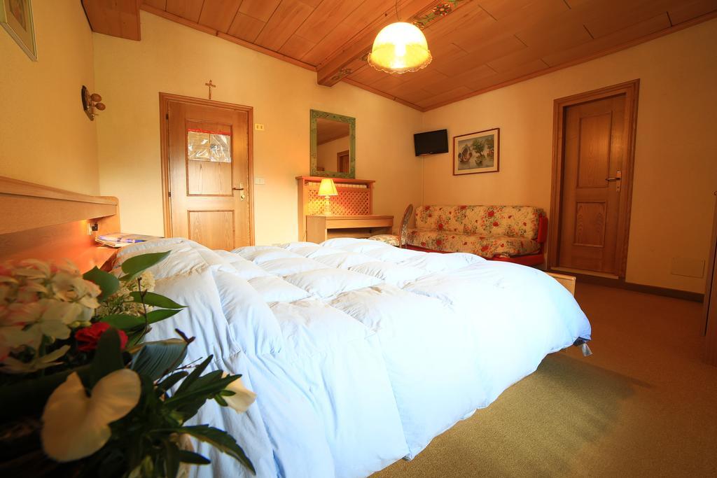 Alpenhotel La Montanara Рокка-Пьеторе Номер фото