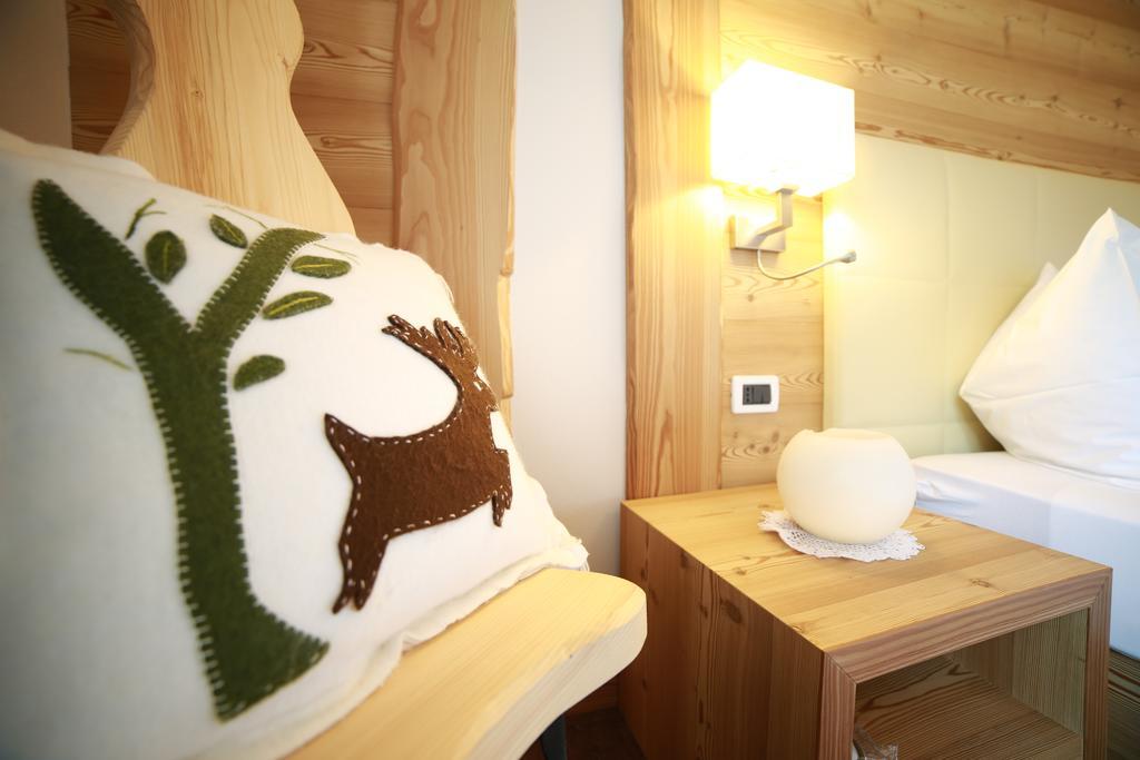 Alpenhotel La Montanara Рокка-Пьеторе Номер фото